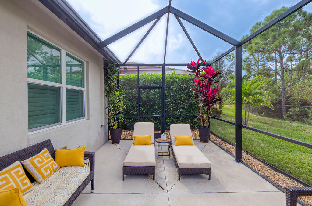 4480 Northwest Oakleaf Court Jensen Beach, FL 34957 - Photo 37 of 63 a view of swimming pool with sitting area