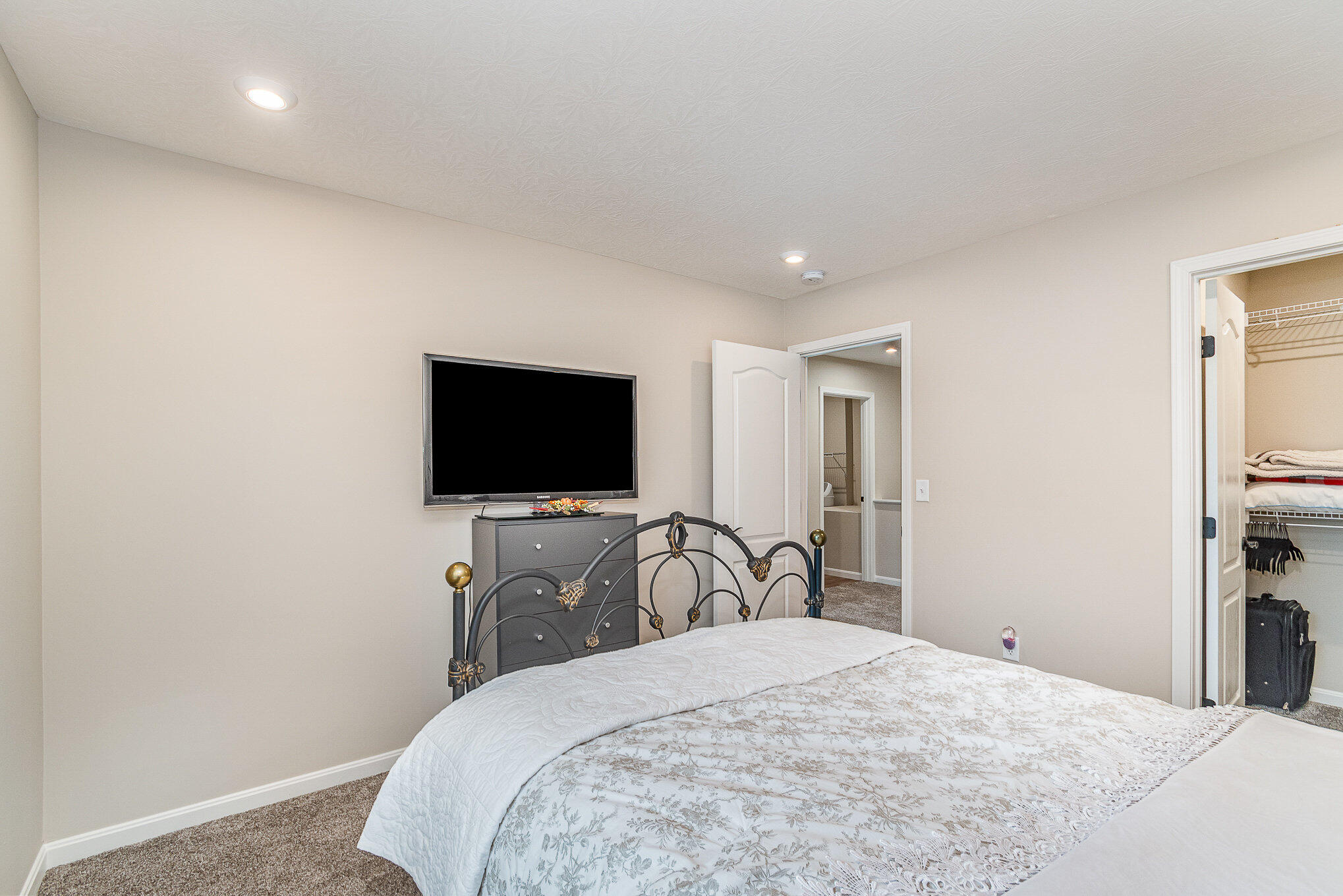 2369 Bella Ridge Covington, KY 41017 - Photo 20 of 28 Gallery Image 20