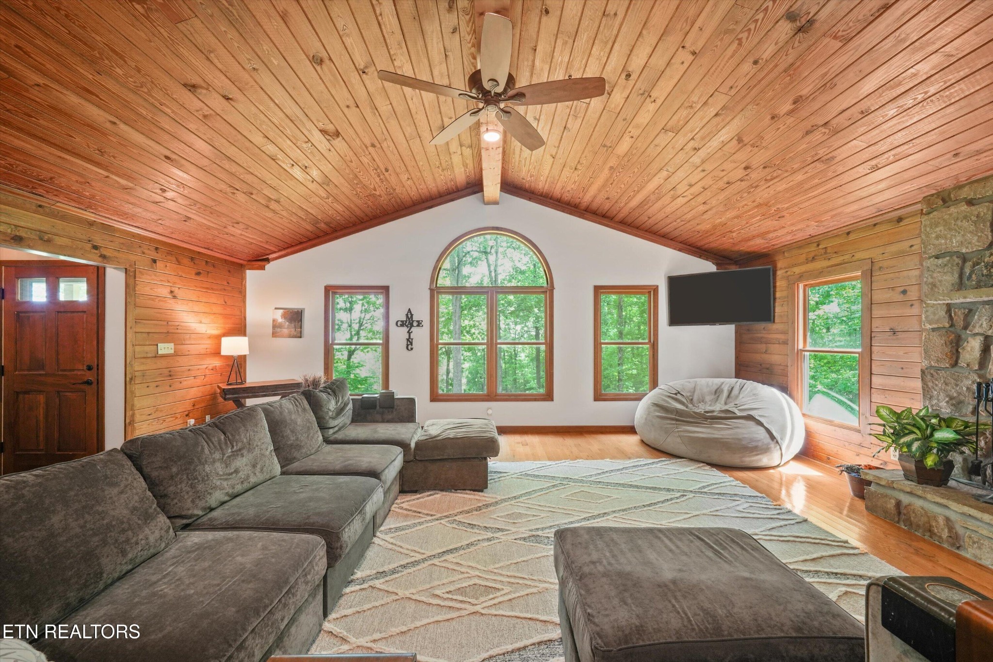 6325 Norwood Road Knoxville, TN 37914 - Photo 14 of 59