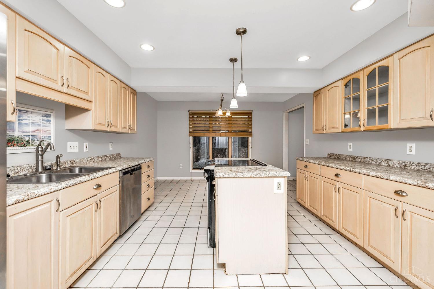 3096 Hamilton New London Road Hamilton, OH 45013 - Photo 12 of 34