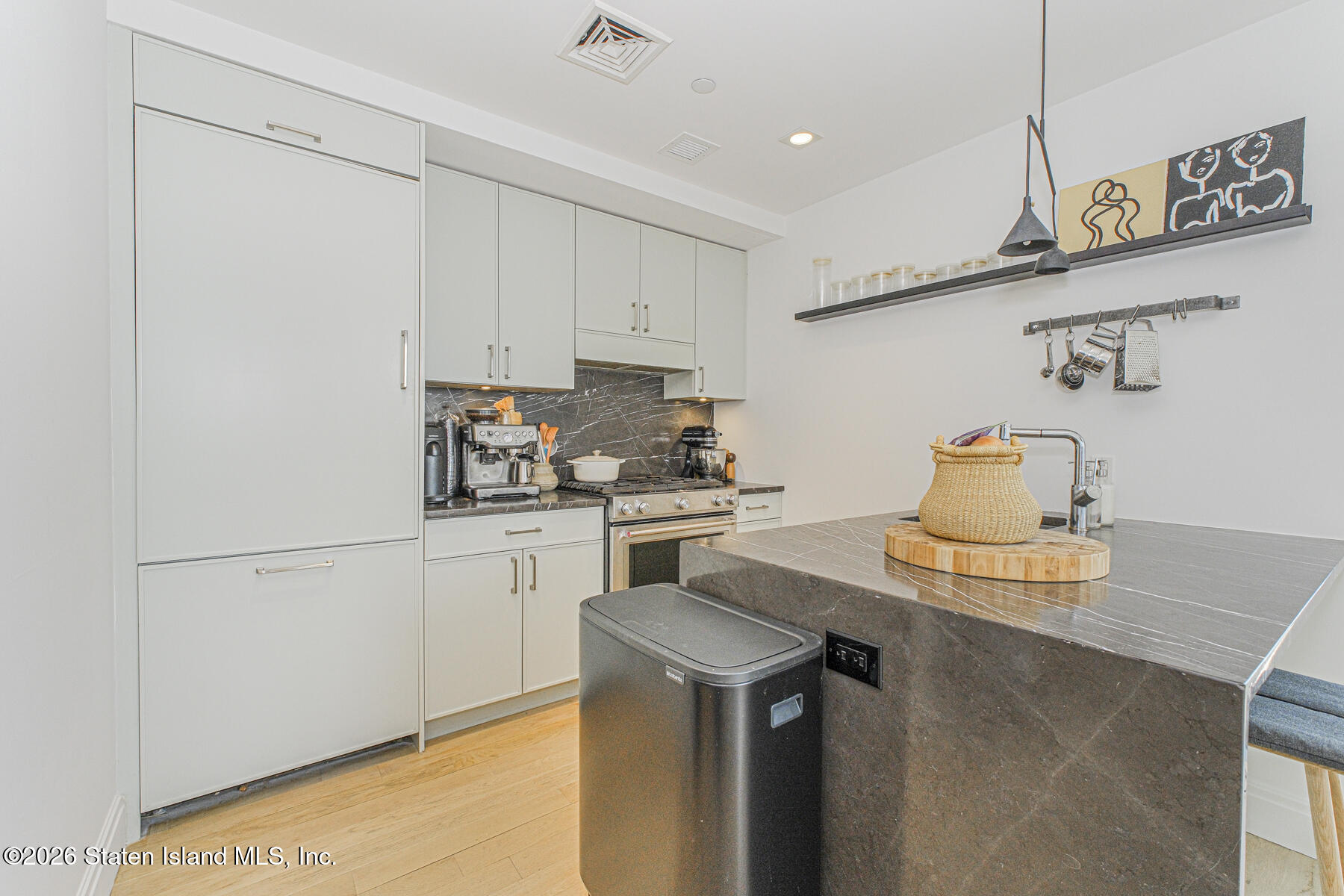 554 4th Avenue Brooklyn, NY 11215 - Photo 11 of 20 Photo Apr 23 2026, 1 13 13 AM
