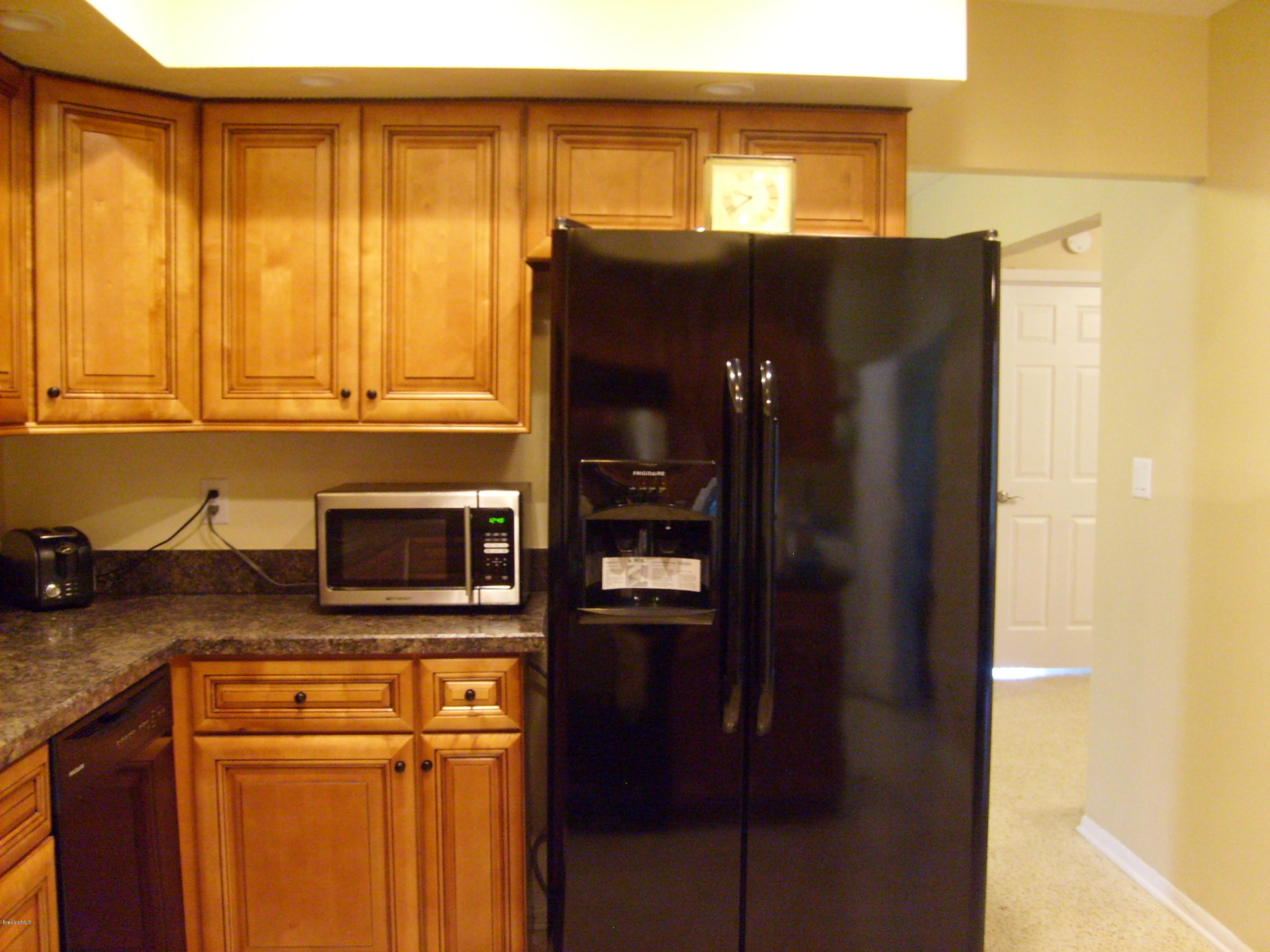 760 Montclair Road Northeast Palm Bay, FL 32905 - Photo 33 of 70 Kitchen right