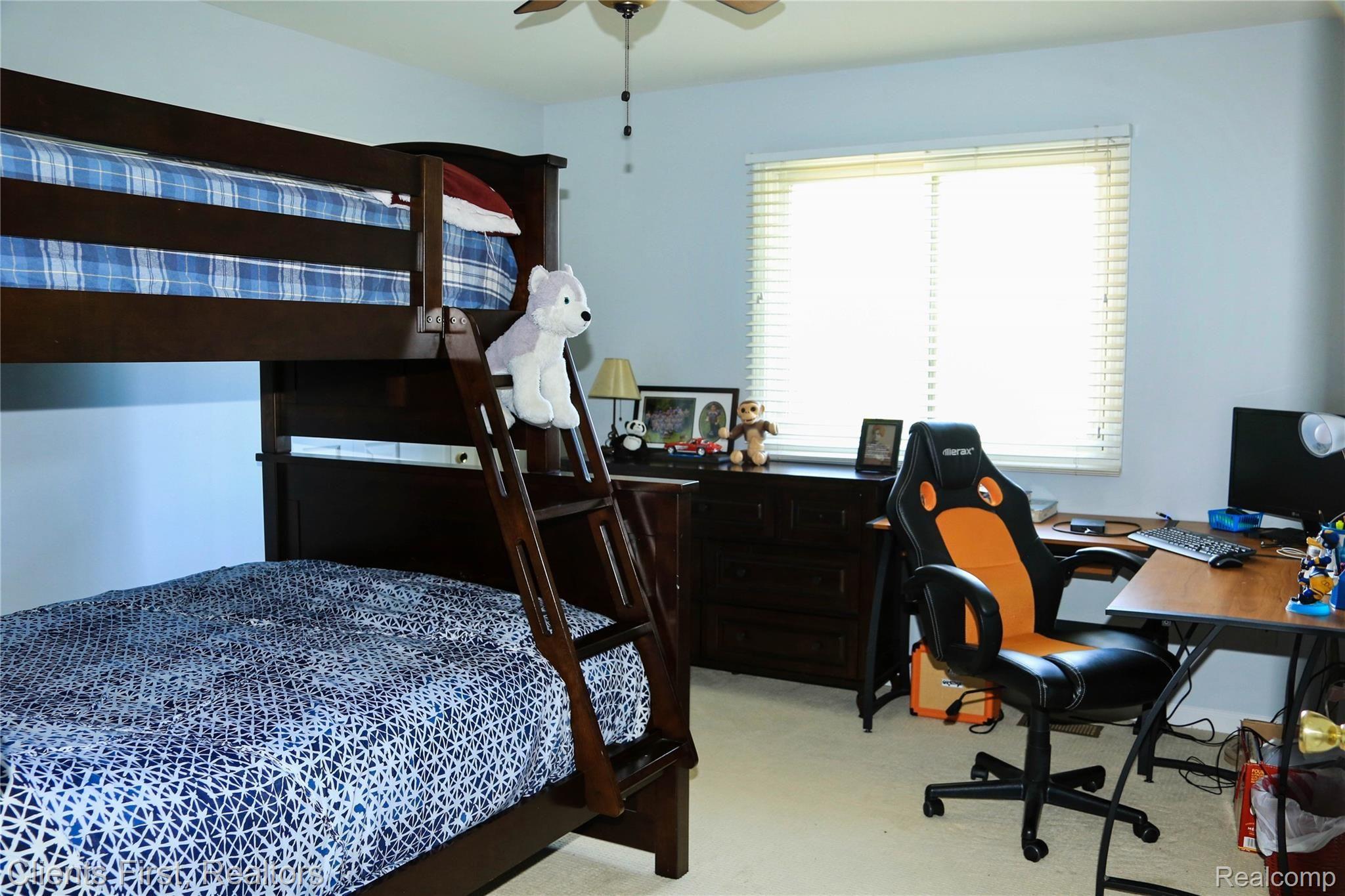 2120 Somerville Road Rochester, MI 48307 - Photo 31 of 54 KY3A3238.jpg