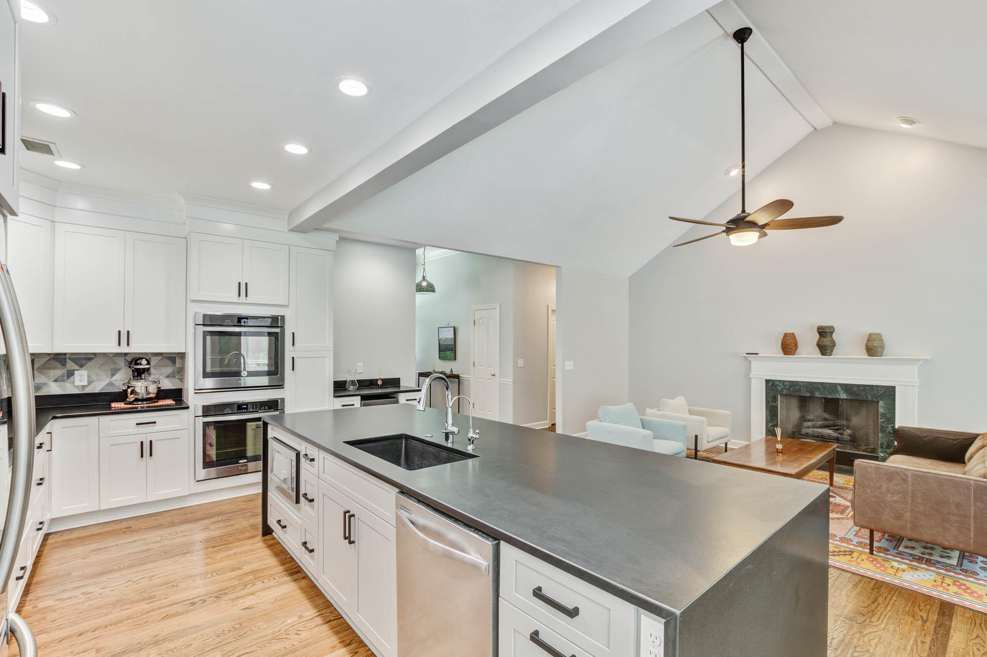 307 Huntington Road Summerville, SC 29483 - Photo 16 of 36 CalSiglerPhotography-307Huntington (18)