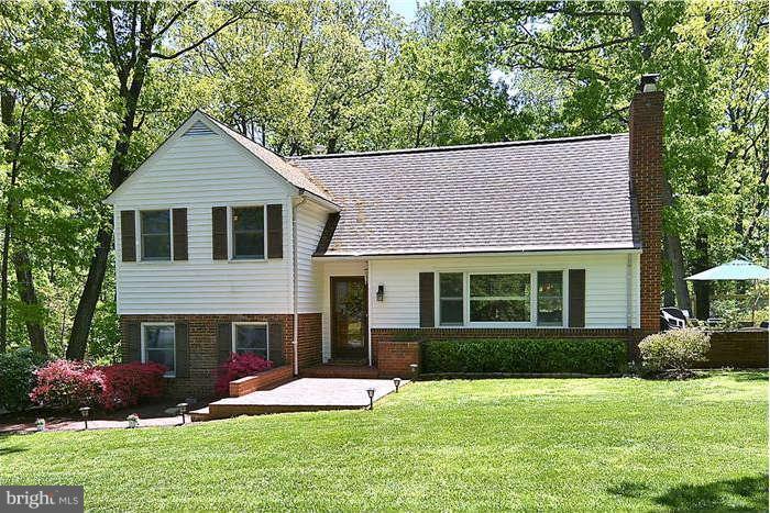6437 Melia Street Springfield, VA 22150 - Photo 1 of 30 Front of Home