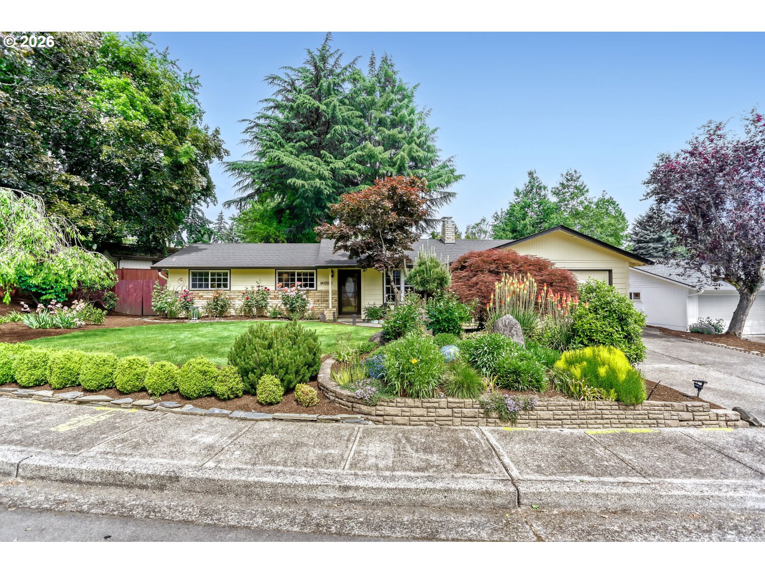 12405 Southwest Berryhill Lane Beaverton, OR 97008 - Photo 2 of 29