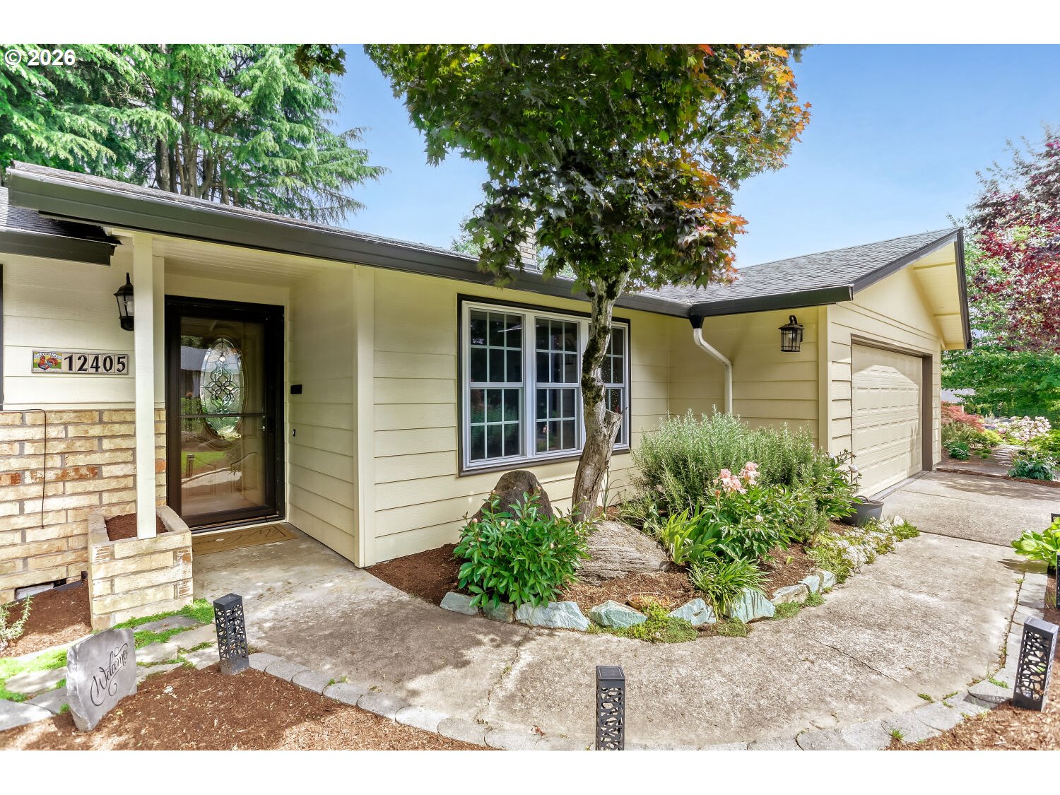 12405 Southwest Berryhill Lane Beaverton, OR 97008 - Photo 3 of 29