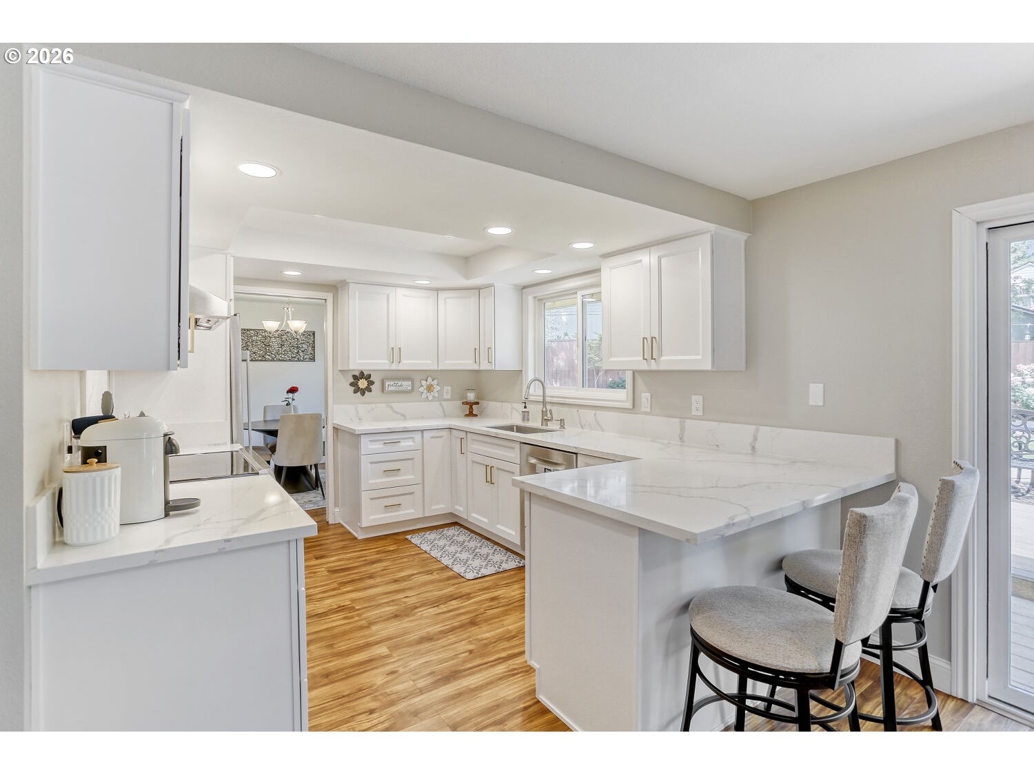 12405 Southwest Berryhill Lane Beaverton, OR 97008 - Photo 10 of 29