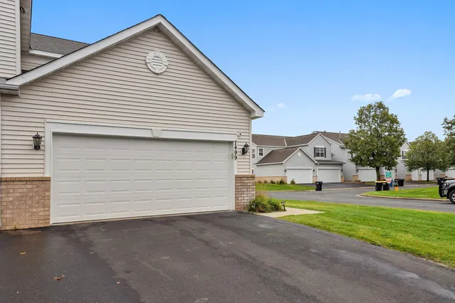 $265,000 | 7499 Derby Lane, Shakopee, MN 55379