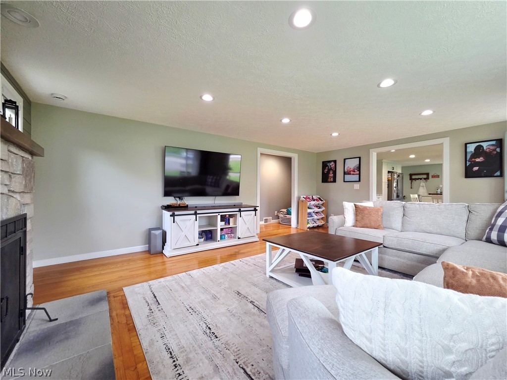 5869 Oberlin Road Amherst, OH 44001 - Photo 26 of 49