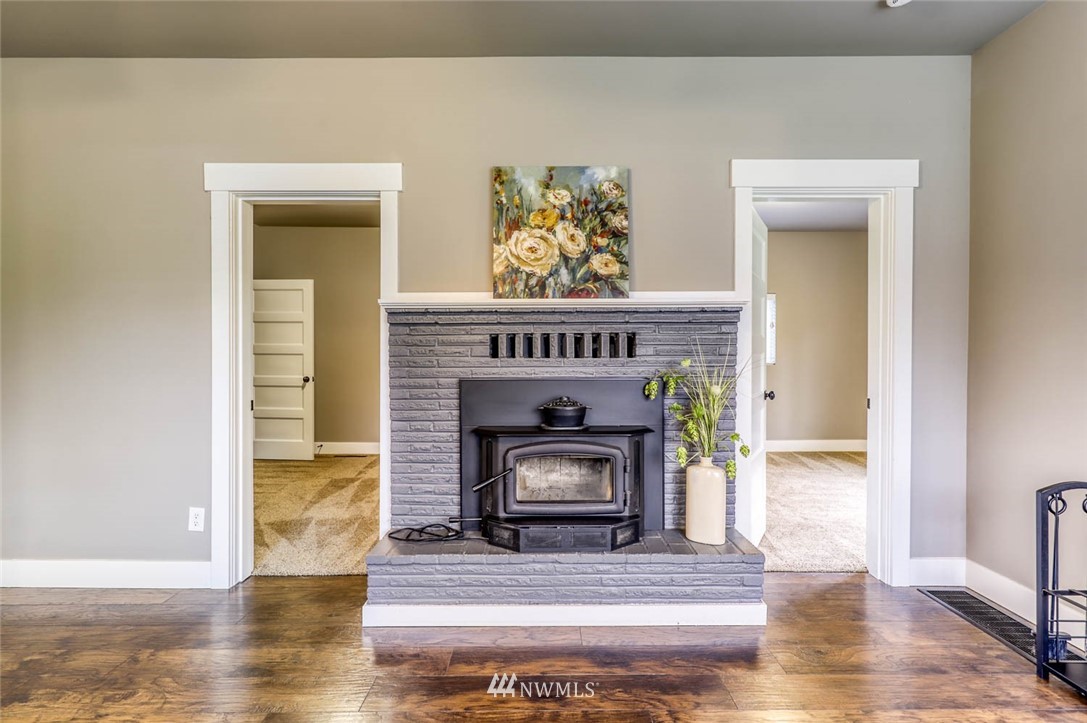 3949 Banner Road Southeast Port Orchard, WA 98366 - Photo 8 of 28 Gallery Image 8