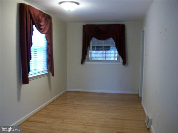 430 W Road Ridley Park, PA 19078 - Photo 3 of 13 Dining Room