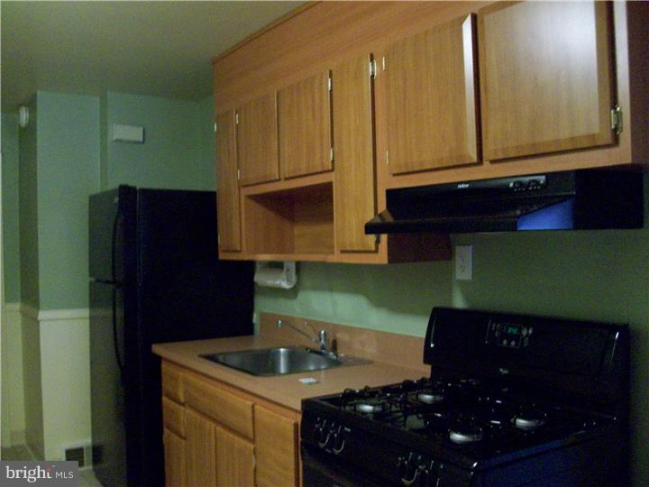 430 W Road Ridley Park, PA 19078 - Photo 4 of 13 Kitchen