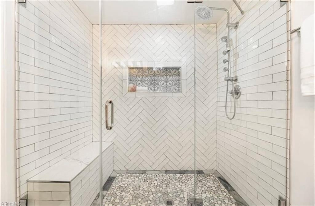 1803 Twain Road Greensboro, NC 27405 - Photo 12 of 19