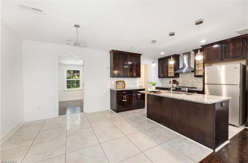 1803 Twain Road Greensboro, NC 27405 - Photo 4 of 19