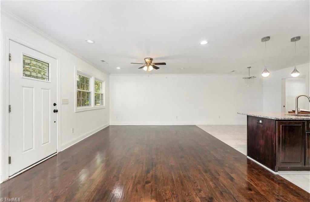 1803 Twain Road Greensboro, NC 27405 - Photo 6 of 19