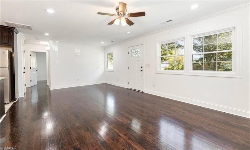 1803 Twain Road Greensboro, NC 27405 - Photo 7 of 19