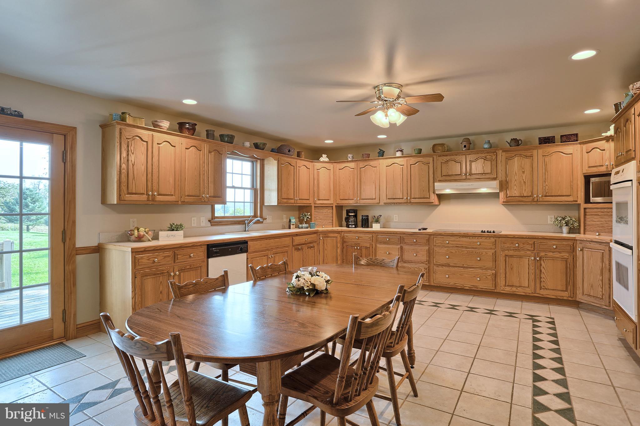 104 Gibble Road Lebanon, PA 17042 - Photo 4 of 63 Gallery Image 4