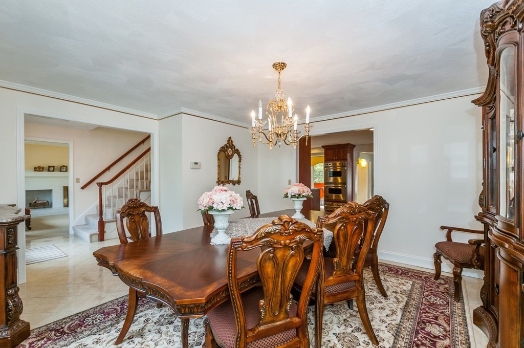 145 Hampton Road Sharon, MA 02067 - Photo 11 of 42 Gallery Image 11