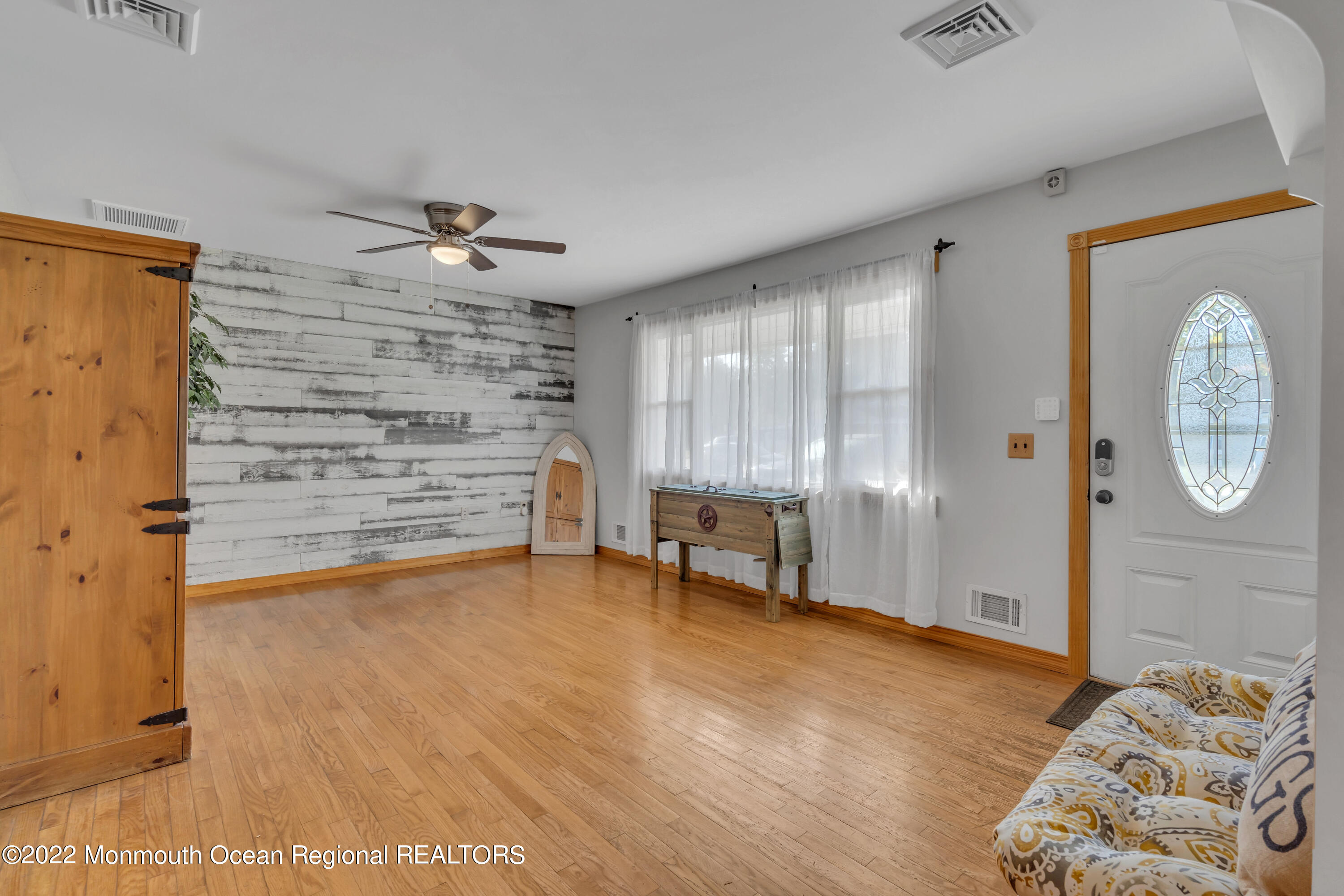 118 Andover Road Jackson, NJ 08527 - Photo 5 of 38 027_dsc06819