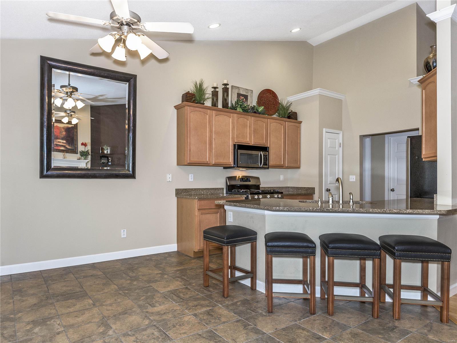 136 Briar Ridge Maryville, IL 62062 - Photo 14 of 44 Gallery Image 14