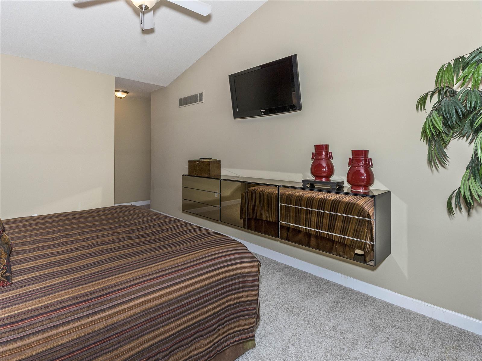 136 Briar Ridge Maryville, IL 62062 - Photo 21 of 44 Gallery Image 21