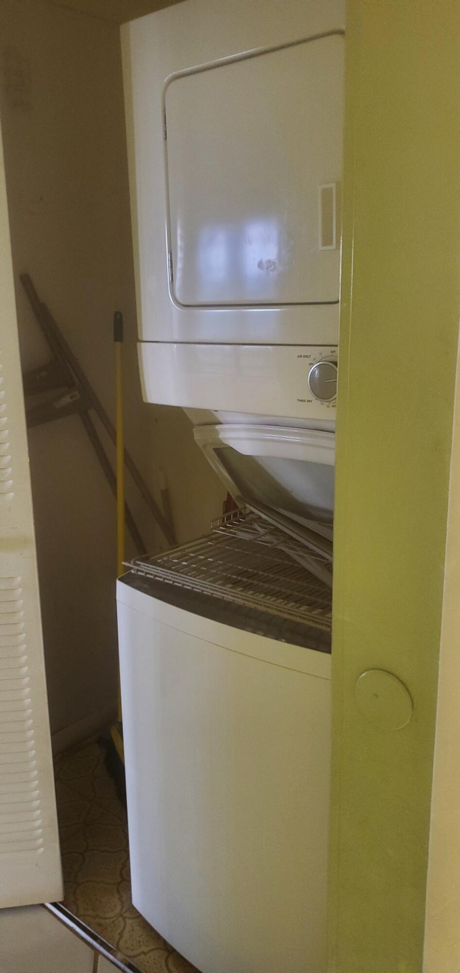 214 Capri East Delray Beach, FL 33484 - Photo 18 of 20 a close view of utility room