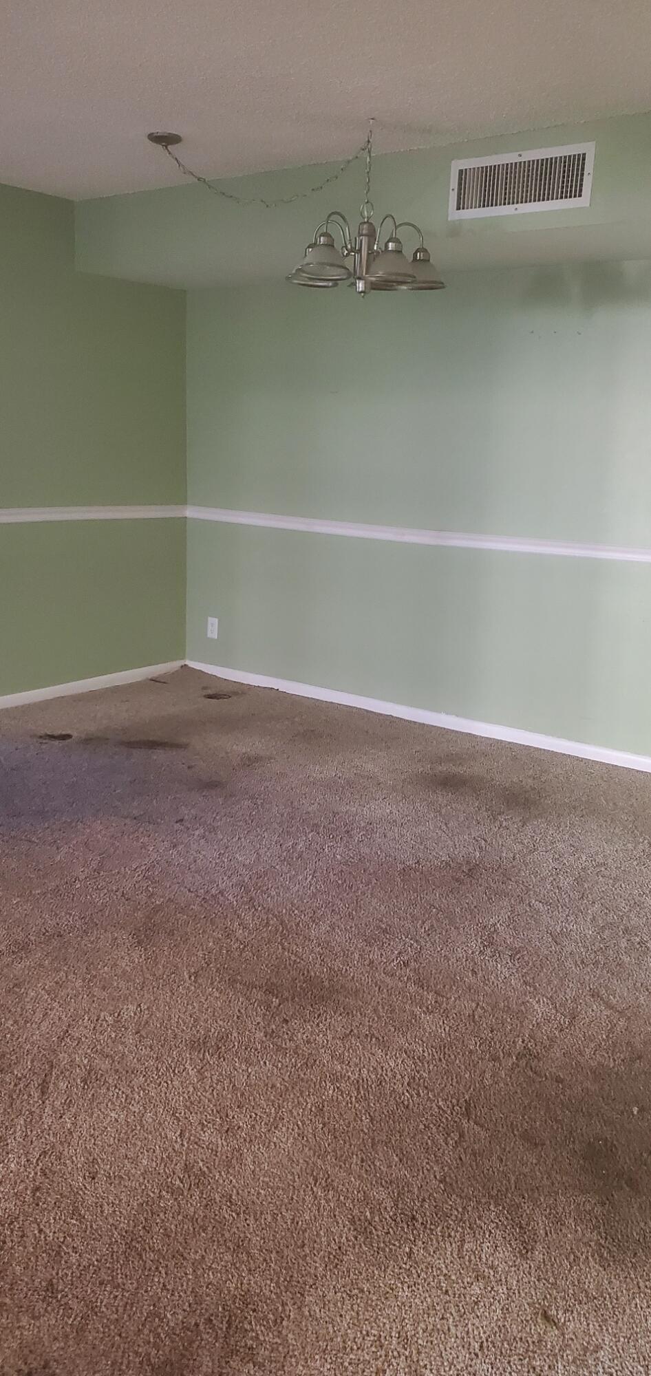 214 Capri East Delray Beach, FL 33484 - Photo 6 of 20 a view of a air conditioner