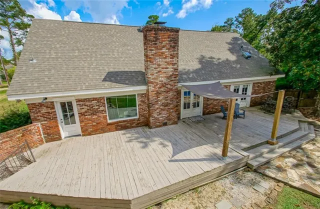 $600,000 | 217 Tchefuncte Drive, Covington, LA 70433