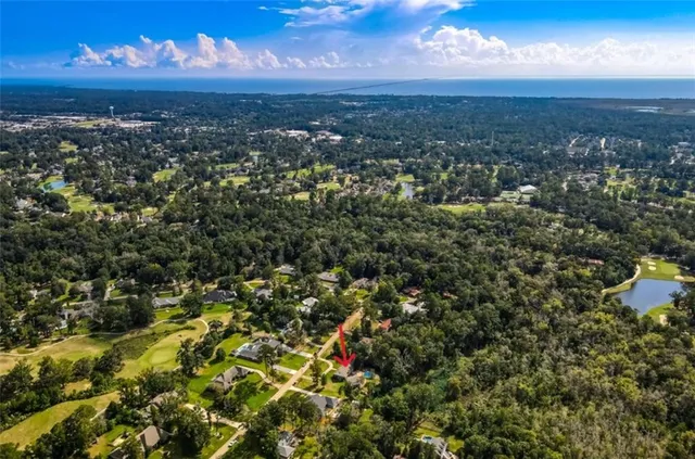 $600,000 | 217 Tchefuncte Drive, Covington, LA 70433