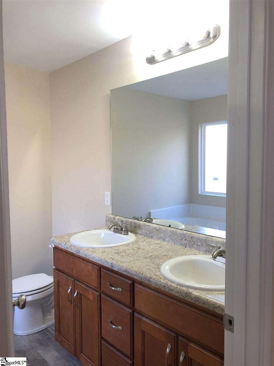 124 Robin Ridge Circle Piedmont, SC 29673 - Photo 15 of 29 Gallery Image 15