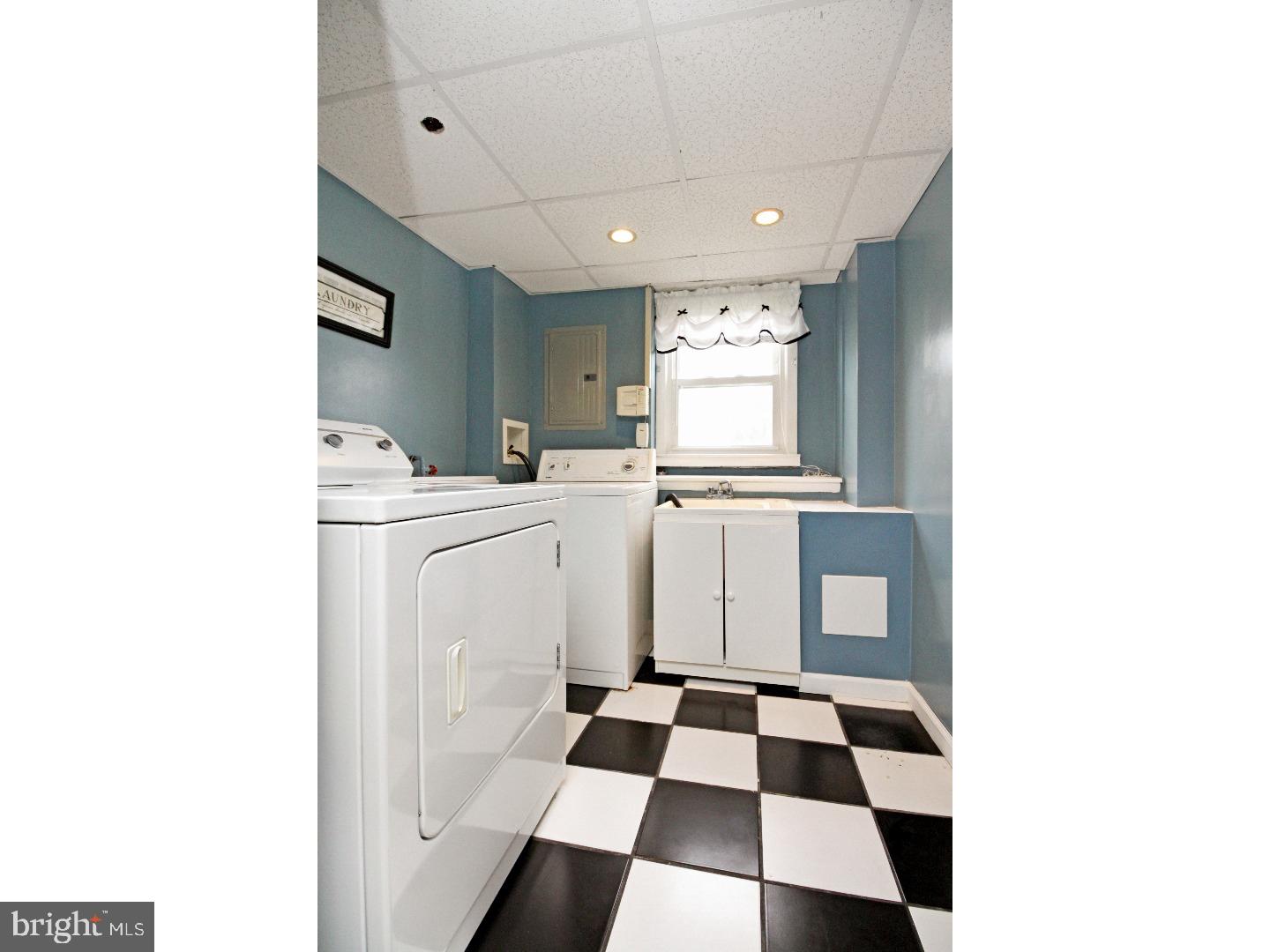 301 Colonial Road Bellmawr, NJ 08031 - Photo 18 of 24 Laundry Room