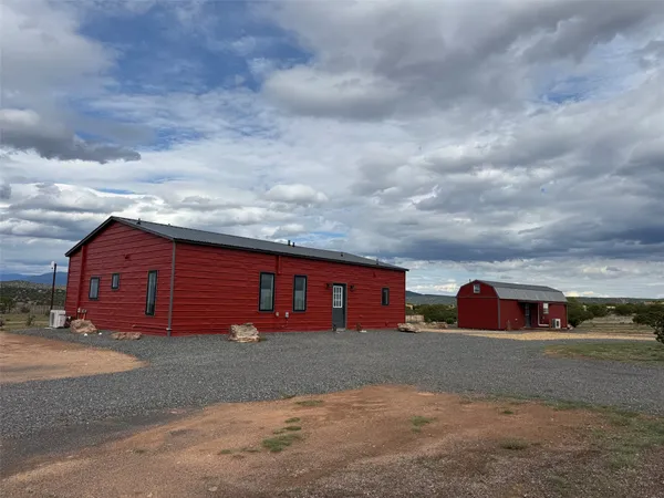 $850,000 | 50 Cattle Drive, Lamy, NM 87540