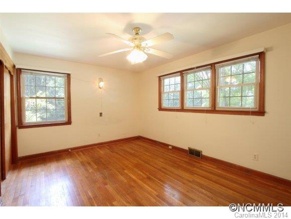 114 Arthur Road Asheville, NC 28806 - Photo 8 of 15 Gallery Image 8