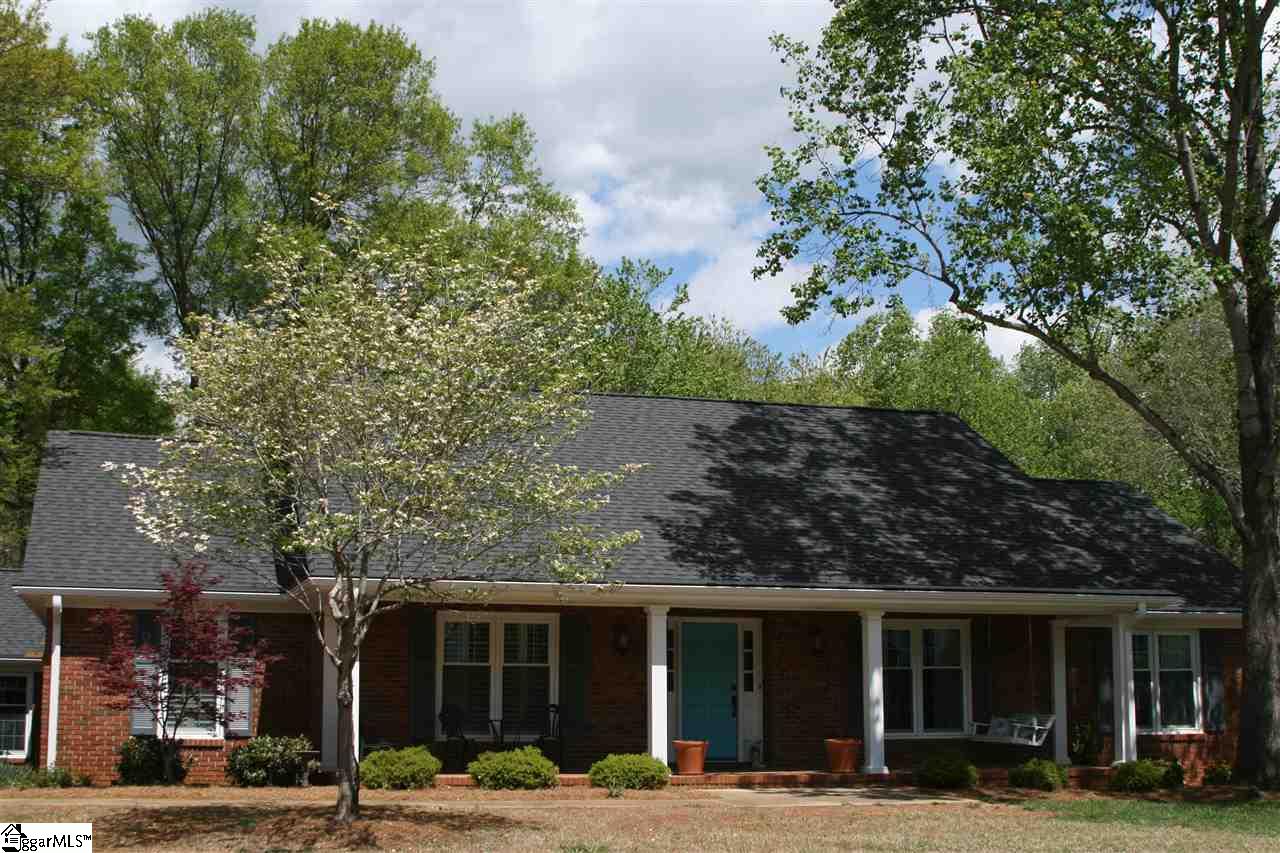 100 Shefford Court Greer, SC 29650 - Photo 1 of 36 Gallery Image 1