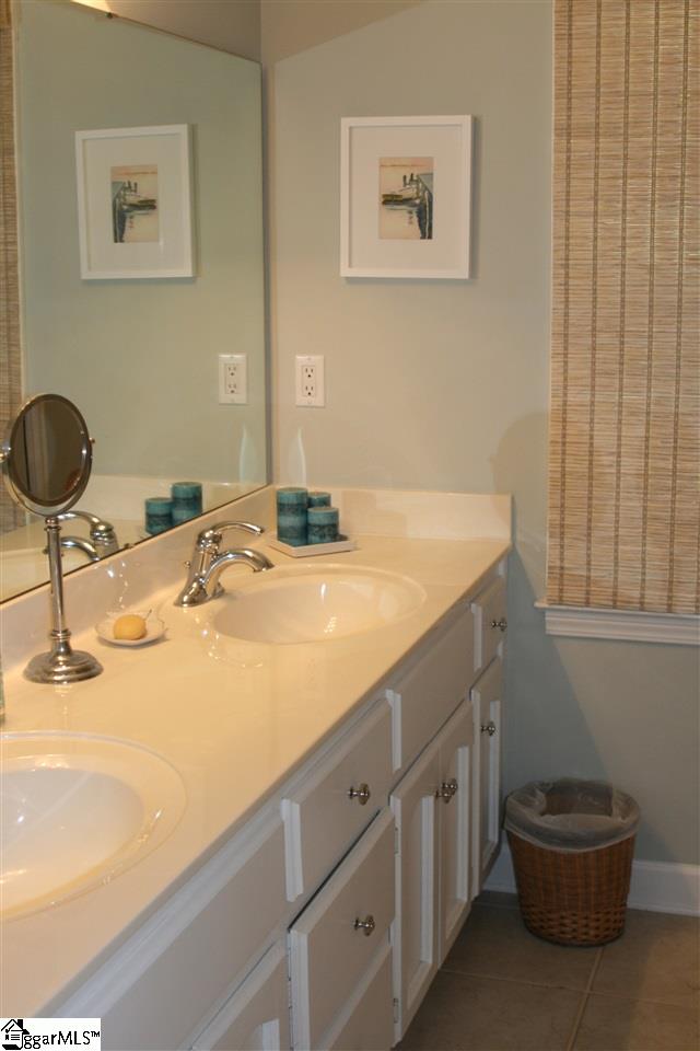 100 Shefford Court Greer, SC 29650 - Photo 29 of 36 Gallery Image 29