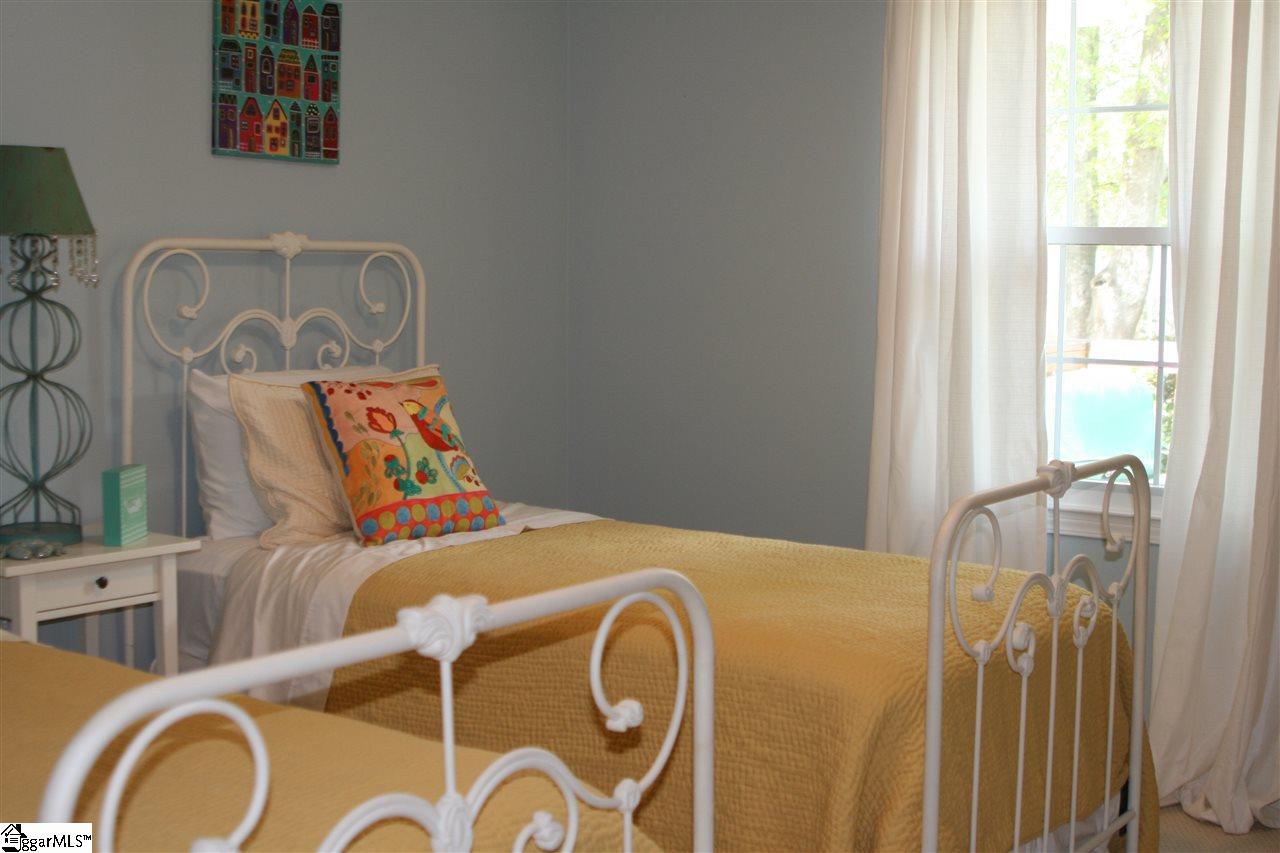 100 Shefford Court Greer, SC 29650 - Photo 31 of 36 Gallery Image 31