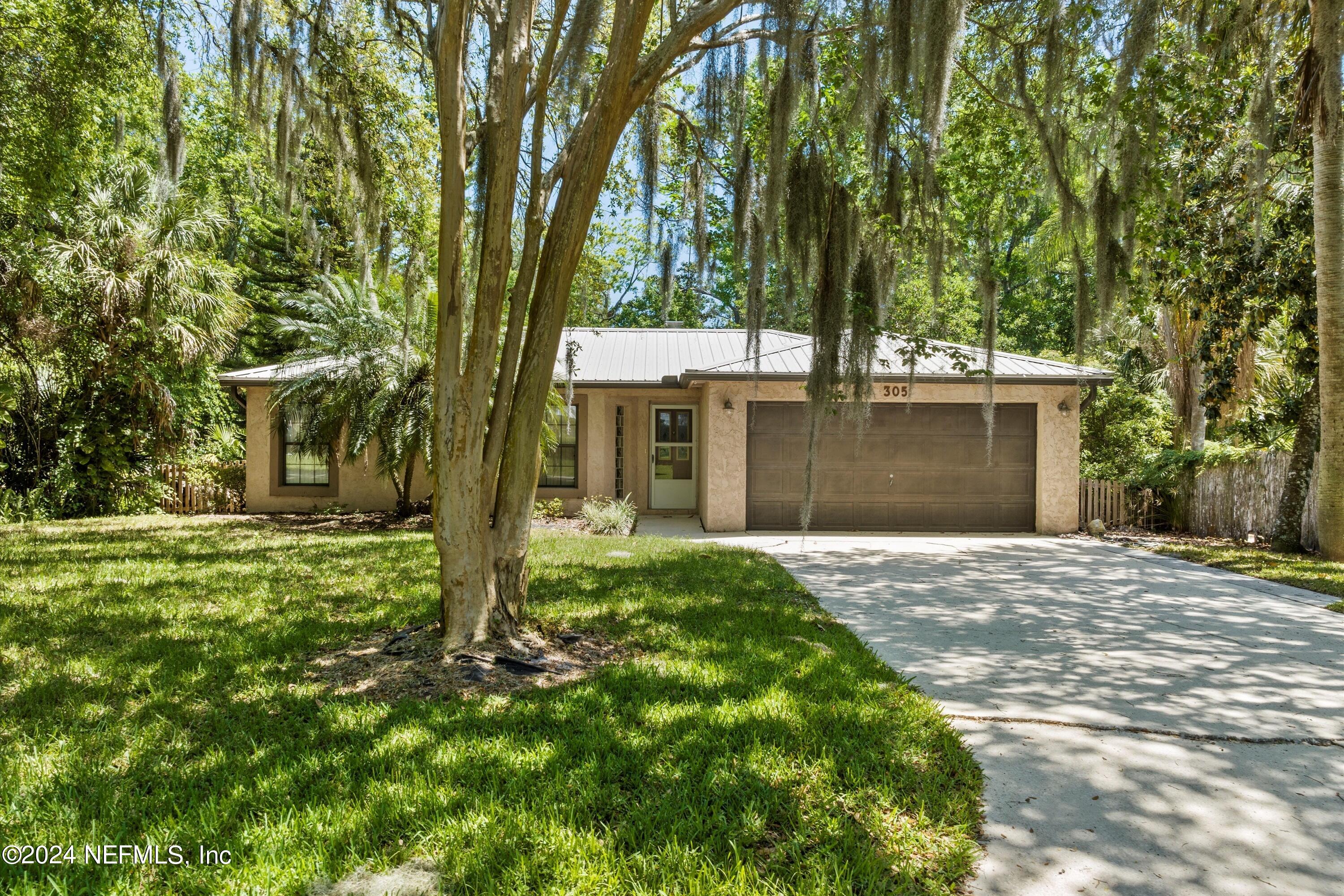 305 Wisteria Road St. Augustine, FL 32086 - Photo 1 of 29 01-Front