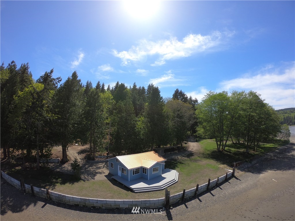 581 Fairmount Road Port Townsend, WA 98368 - Photo 2 of 23 Gallery Image 2