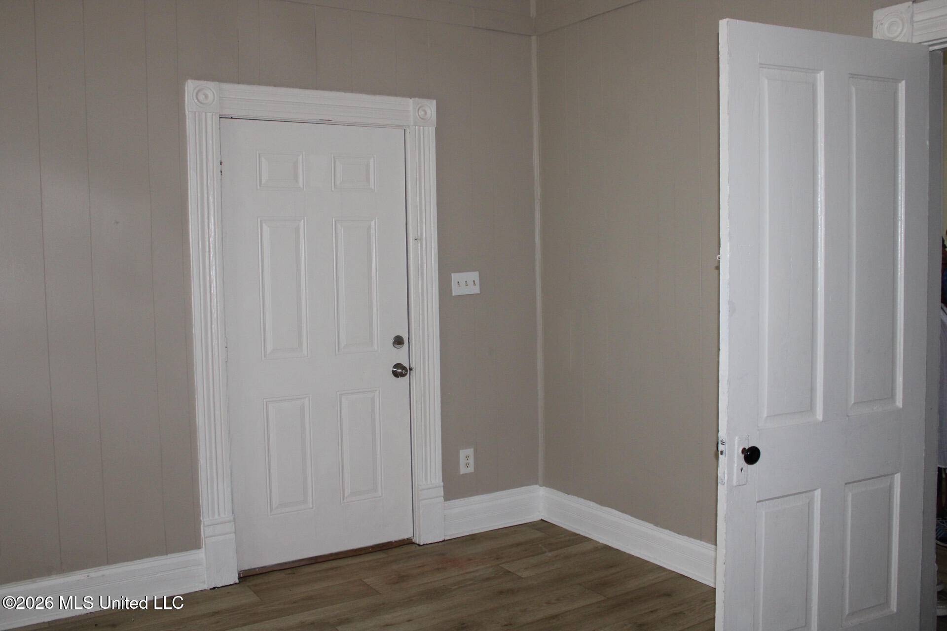 802 Union Street Brookhaven, MS 39601 - Photo 29 of 36 IMG_9959 12