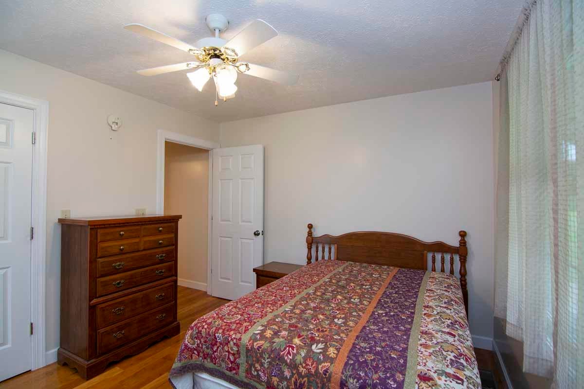 1498 Flat Mountain Road Sinks Grove, WV 24976 - Photo 32 of 57 Gallery Image 32