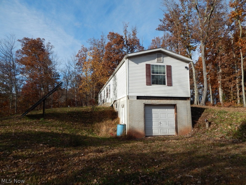 1782 Glendale Road Cairo, WV 26337 - Photo 2 of 23