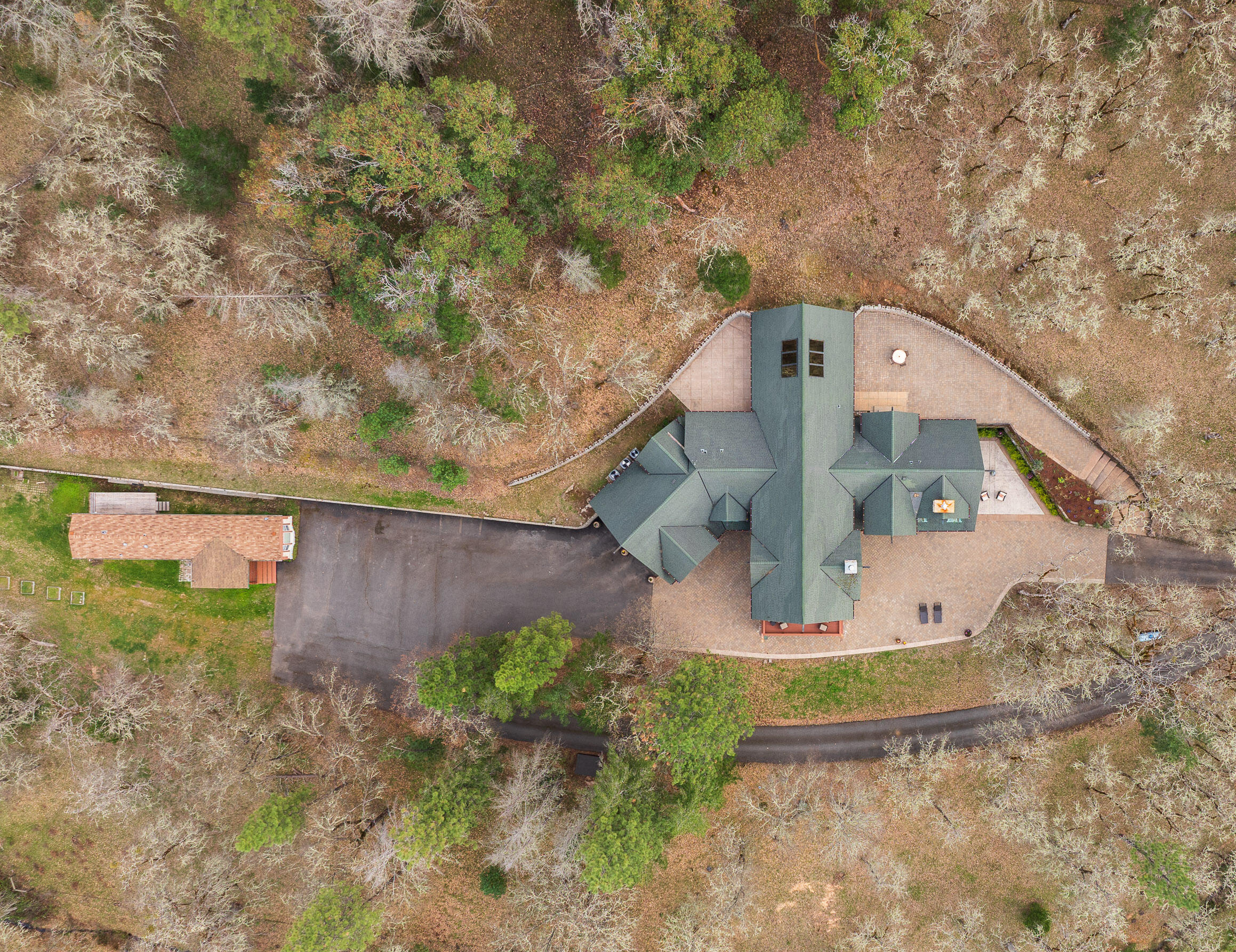 3998 Little Applegate Road Jacksonville, OR 97530 - Photo 57 of 77 3998LittleApplegate65