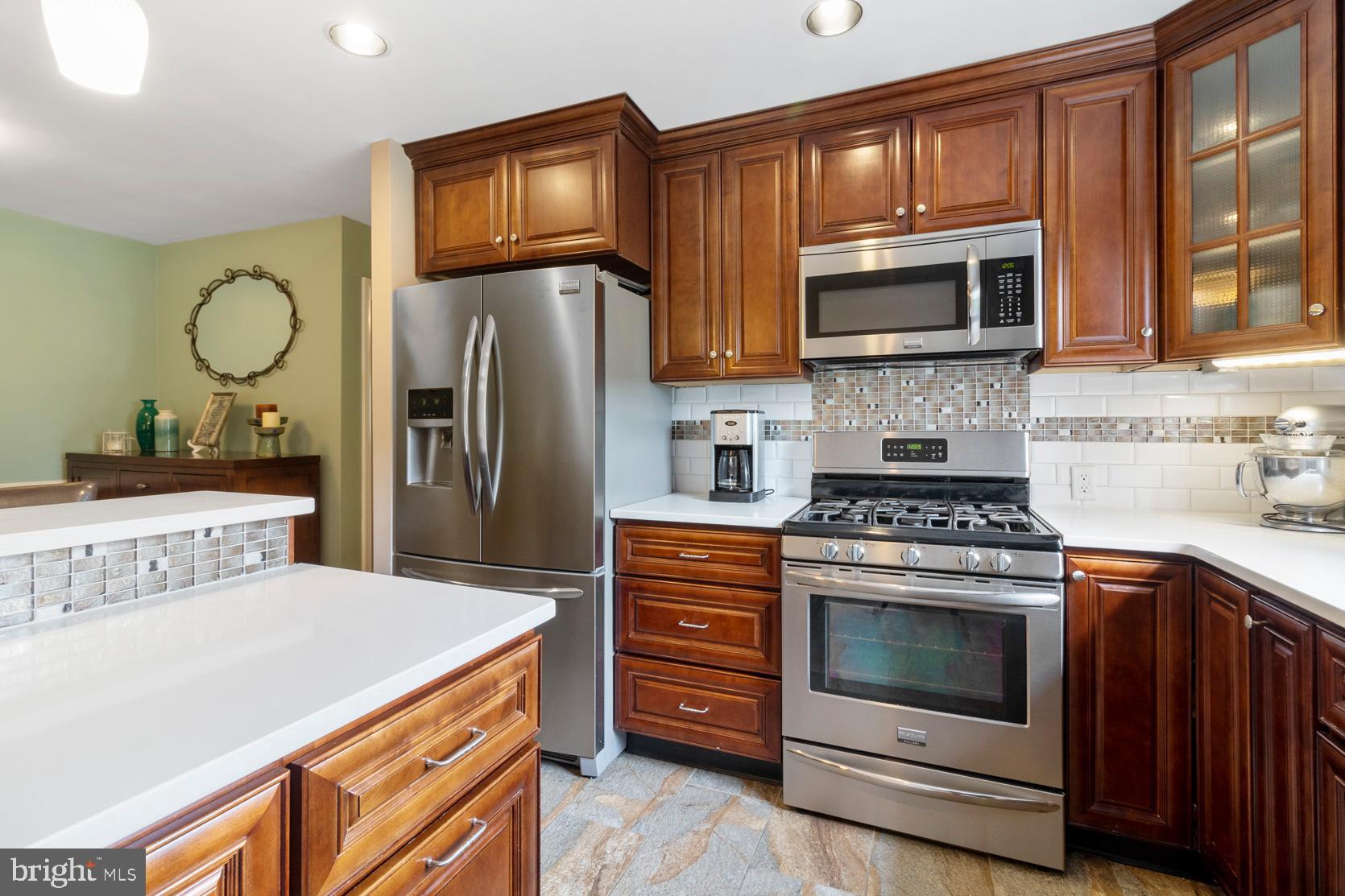 615 Colebrook Road Philadelphia, PA 19115 - Photo 8 of 36 Gallery Image 8