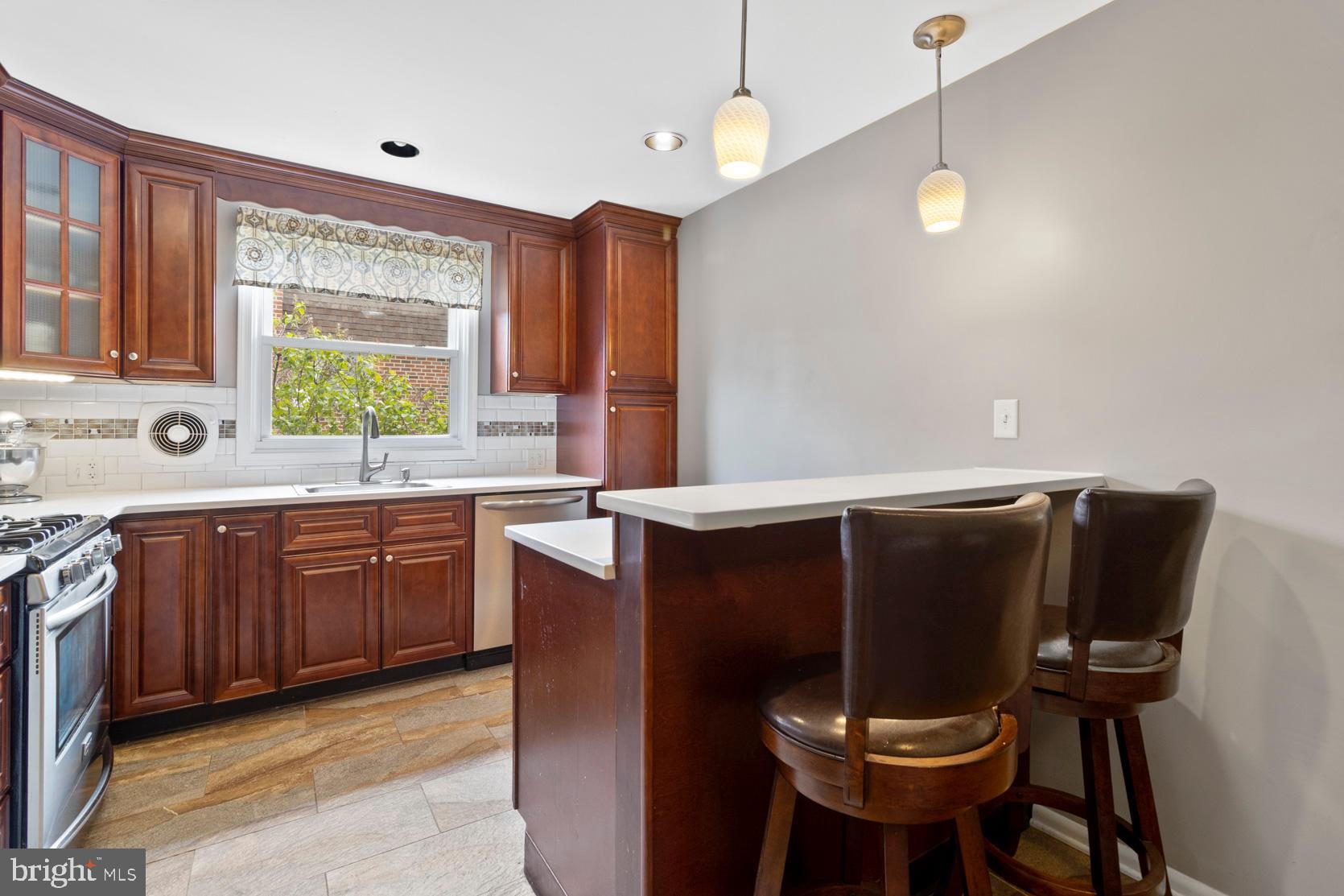 615 Colebrook Road Philadelphia, PA 19115 - Photo 9 of 36 Gallery Image 9