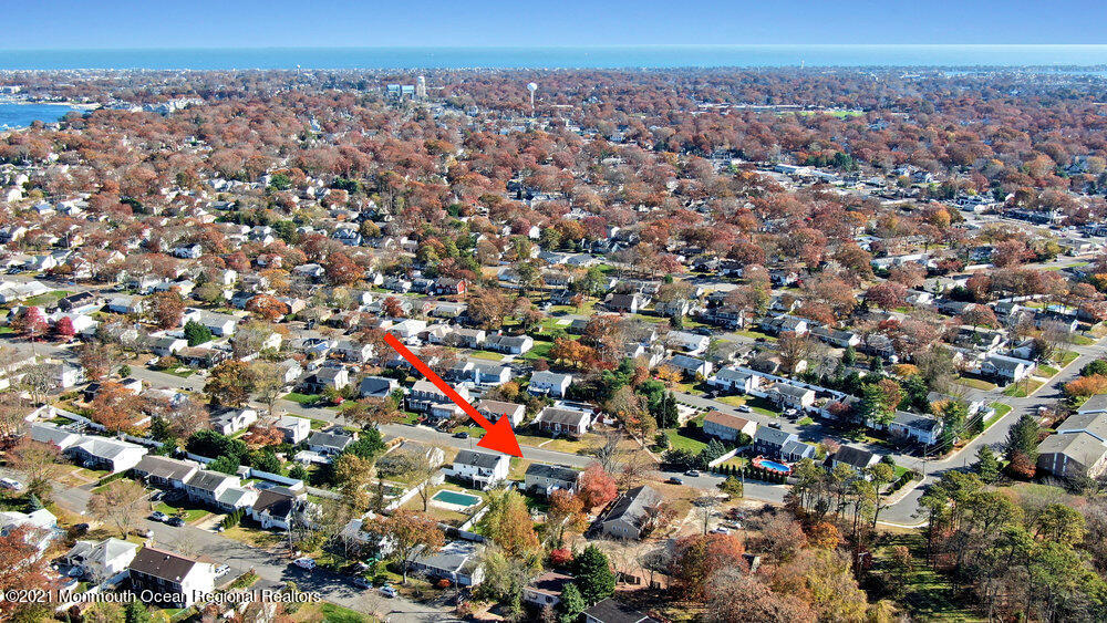 557 Summit Drive Point Pleasant, NJ 08742 - Photo 39 of 41 an aerial view of a city