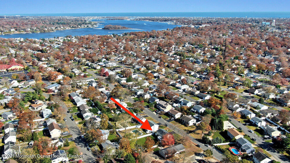 557 Summit Drive Point Pleasant, NJ 08742 - Photo 40 of 41 an aerial view of multiple house