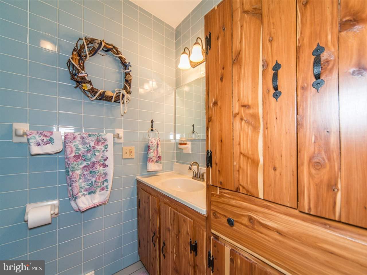 6322 York Road Spring Grove, PA 17362 - Photo 17 of 35 a bathroom with a shower