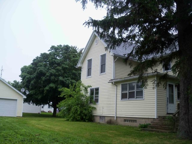 426 West Main Street Compton, IL 61318 - Photo 3 of 12 Gallery Image 3