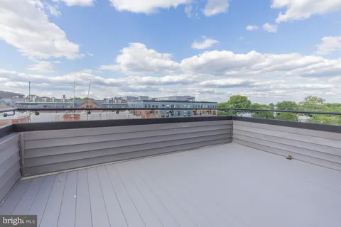 $875,000 | 1332 G Street Southeast, Unit 3, Washington, DC 20003